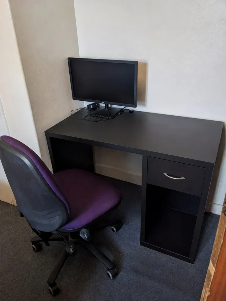 Room Mornington Avenue in Greater London