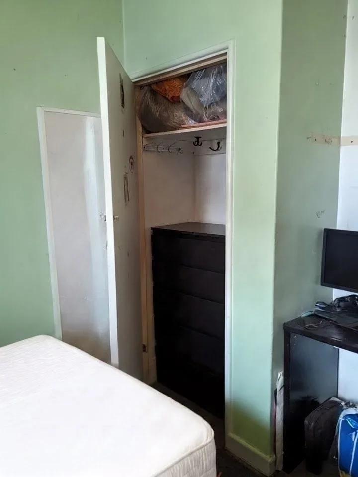 Room Mornington Avenue in Greater London