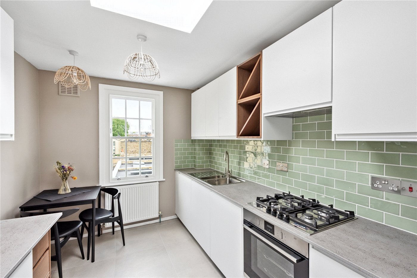 Flat Rheidol Terrace in Greater London