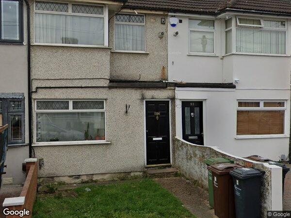 House Third Avenue in Greater London