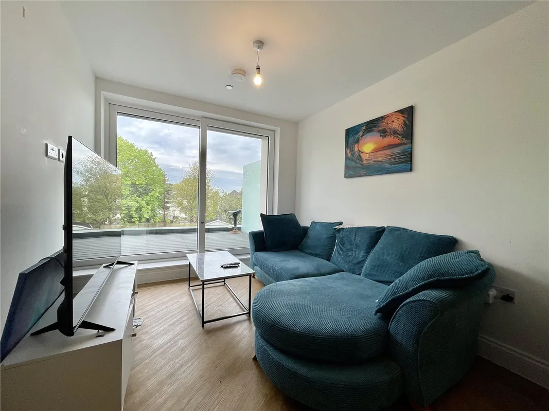 Flat Wimborne Road in Poole