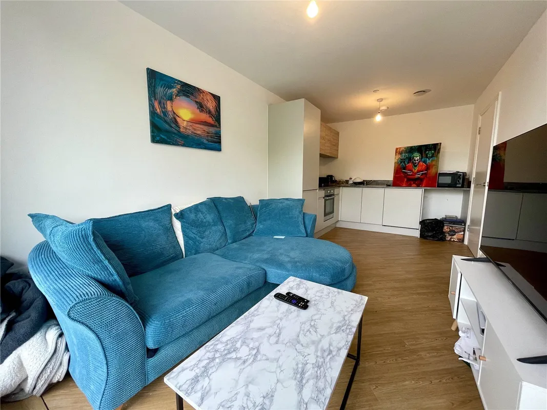 Flat Wimborne Road in Poole