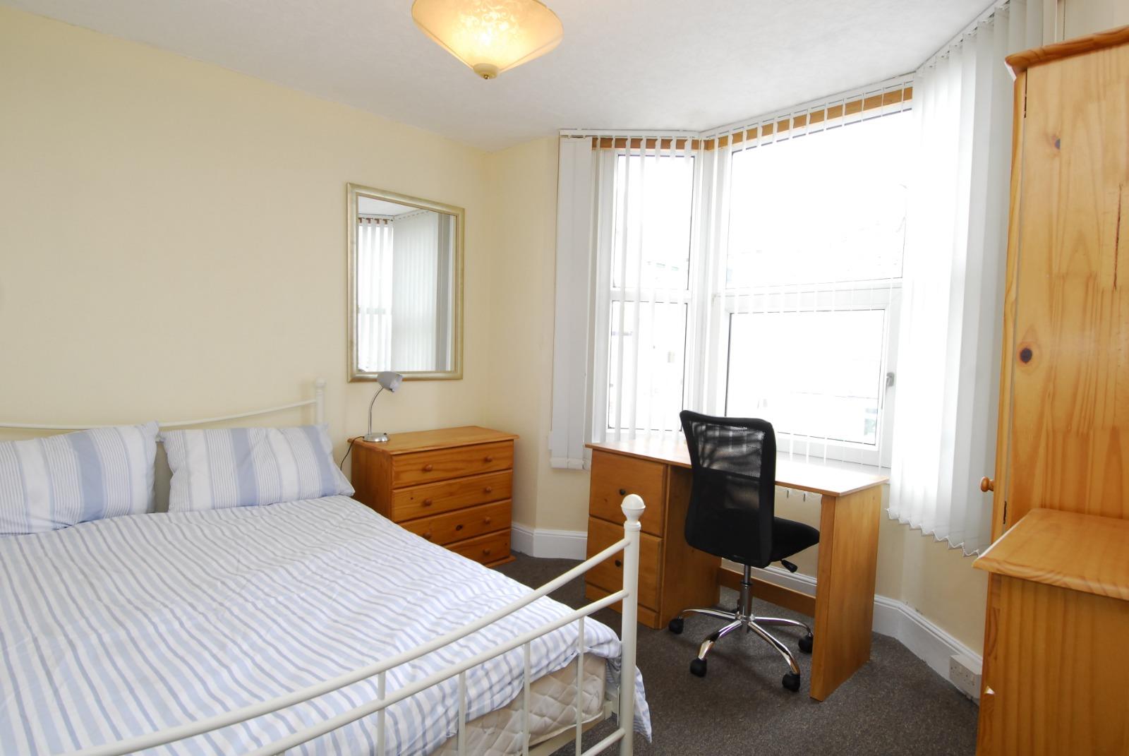 Room Sea View Avenue in Plymouth