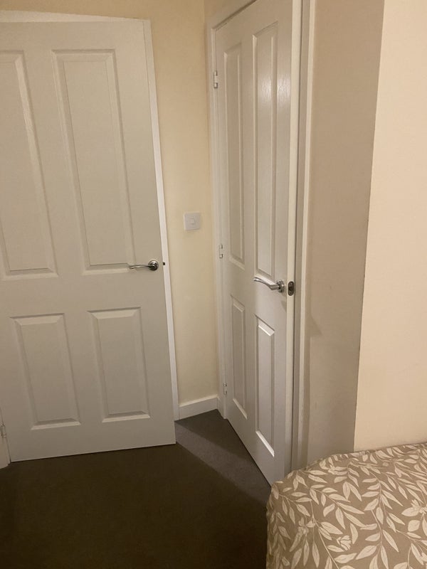 Room Earl Marshal Road in Sheffield
