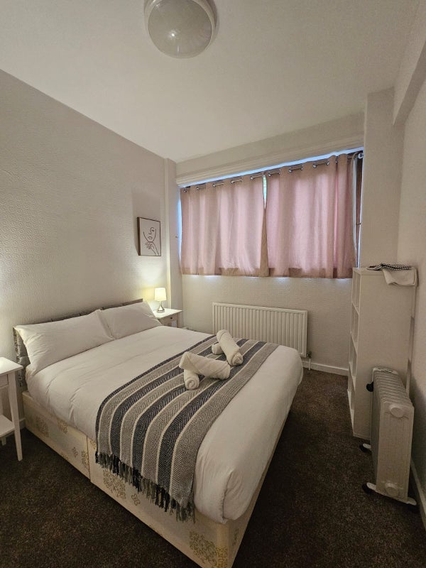 Flat Tite Street in Greater London