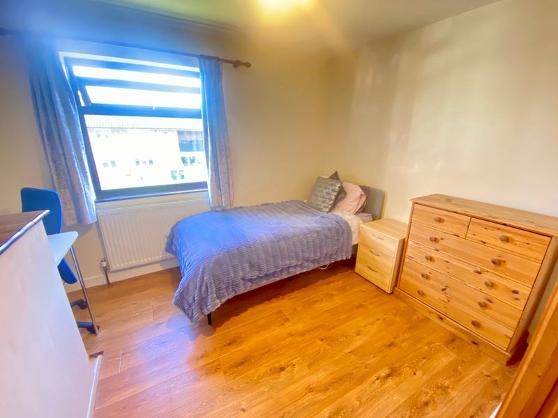 Room Read Avenue in Nottingham