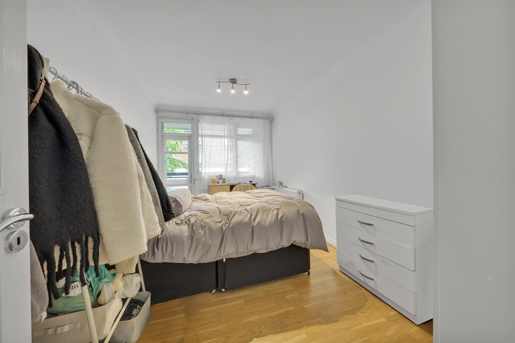 Flat Belsize Road in Greater London