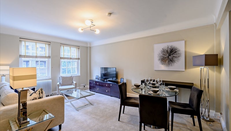 Flat Fulham Road in Greater London