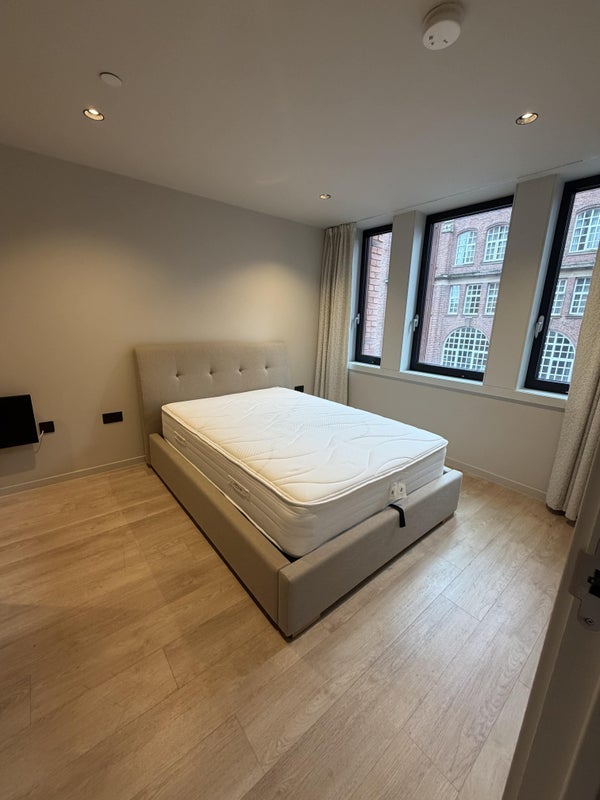 Room Ludgate Hill in Birmingham