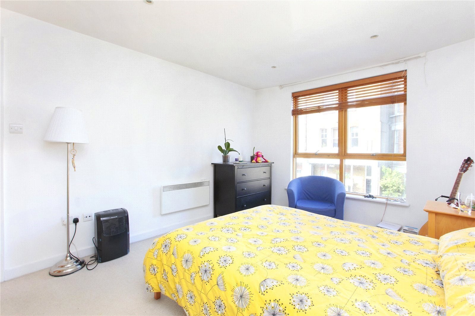 Flat Wilberforce Mews in Greater London