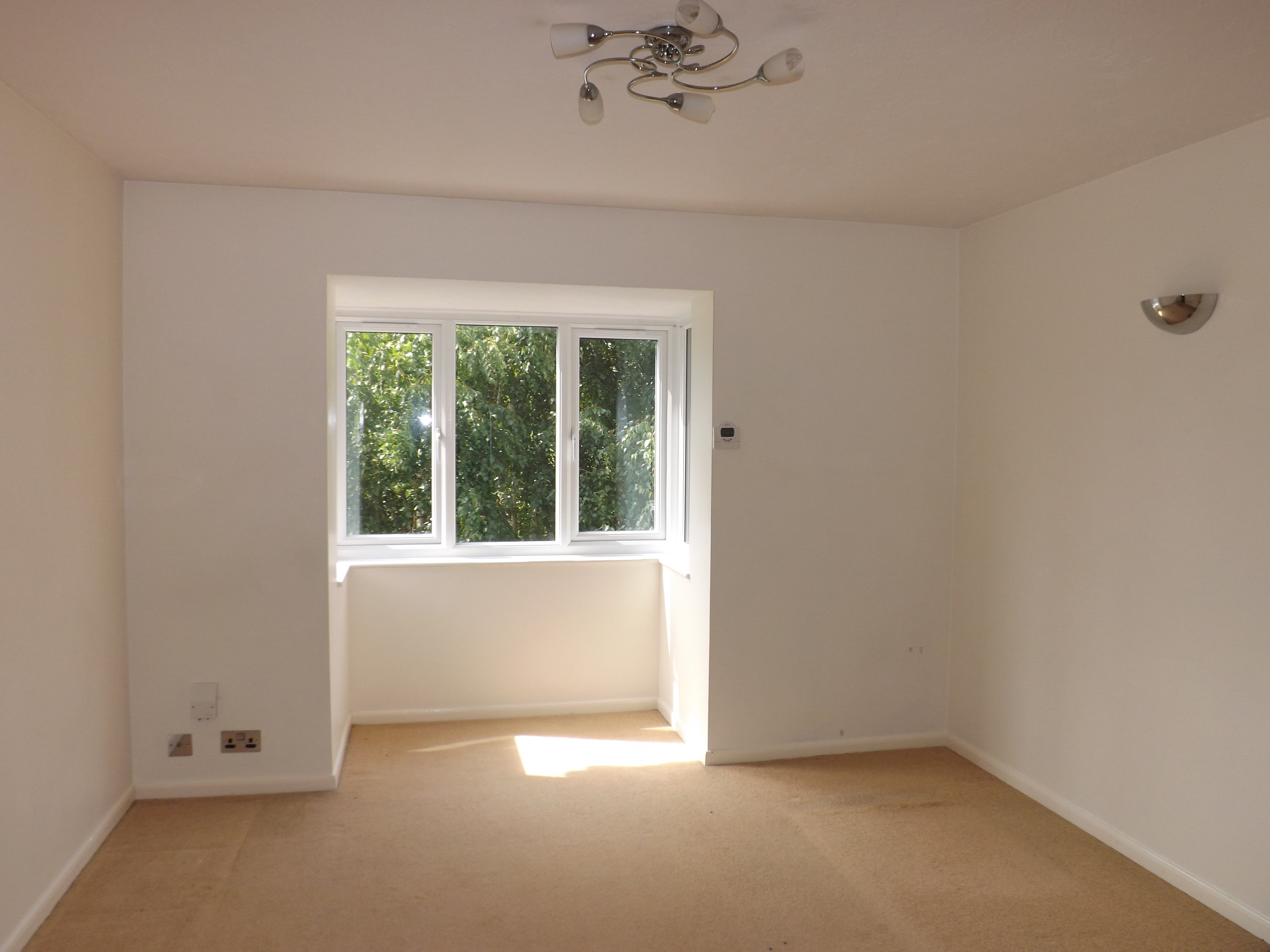Flat Tor Close in Havant