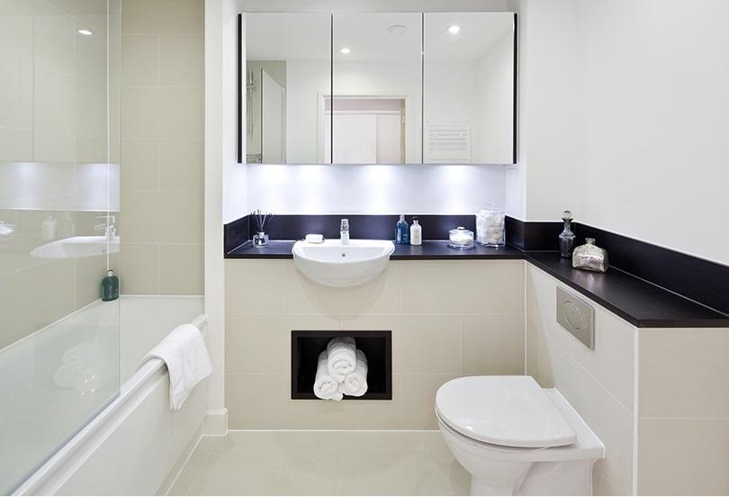 Flat Westferry Road in Greater London