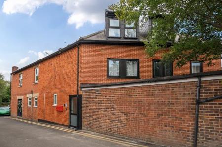 Flat Heath Close in Wool