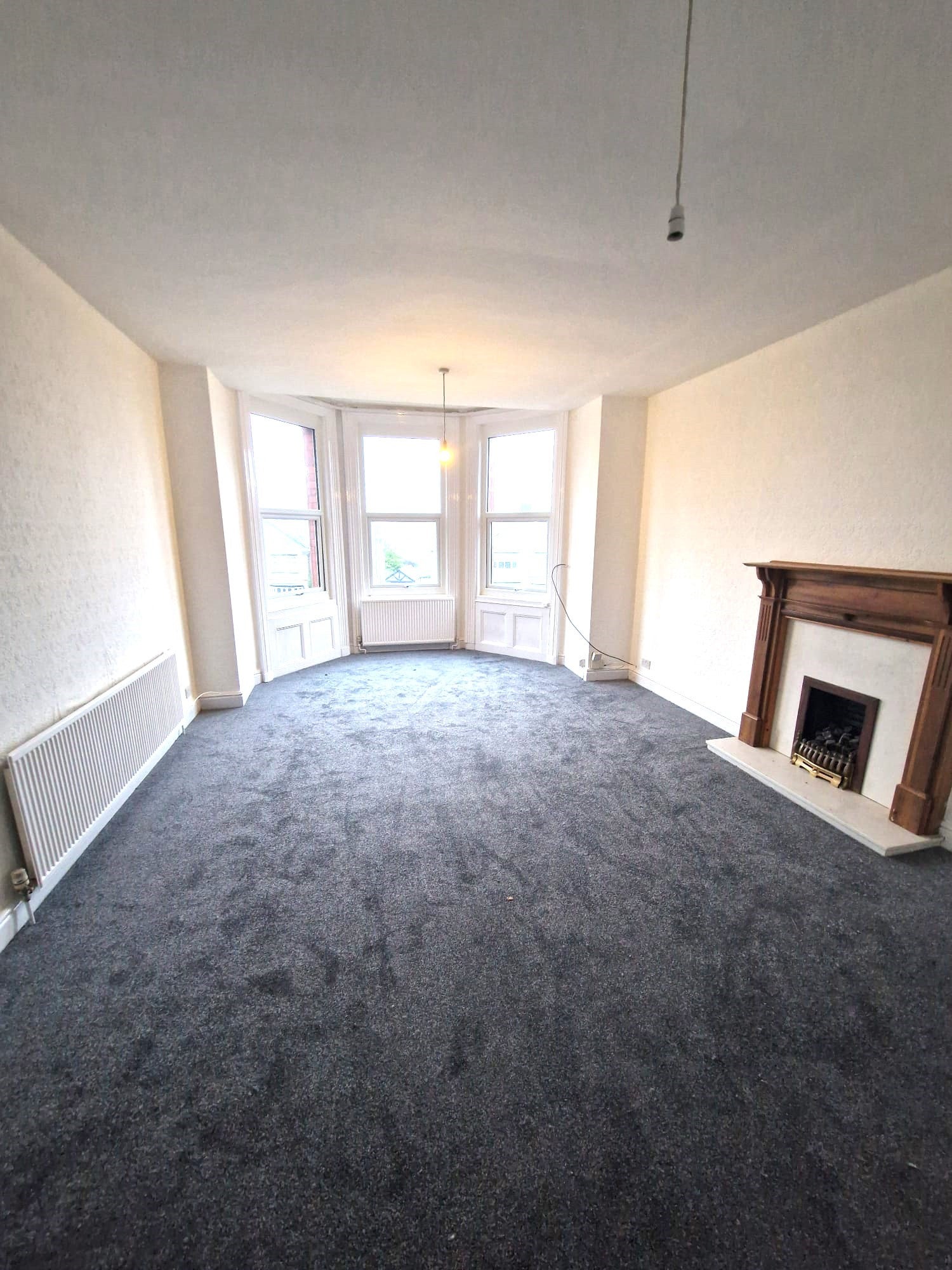 Flat Tollemache Road in Birkenhead