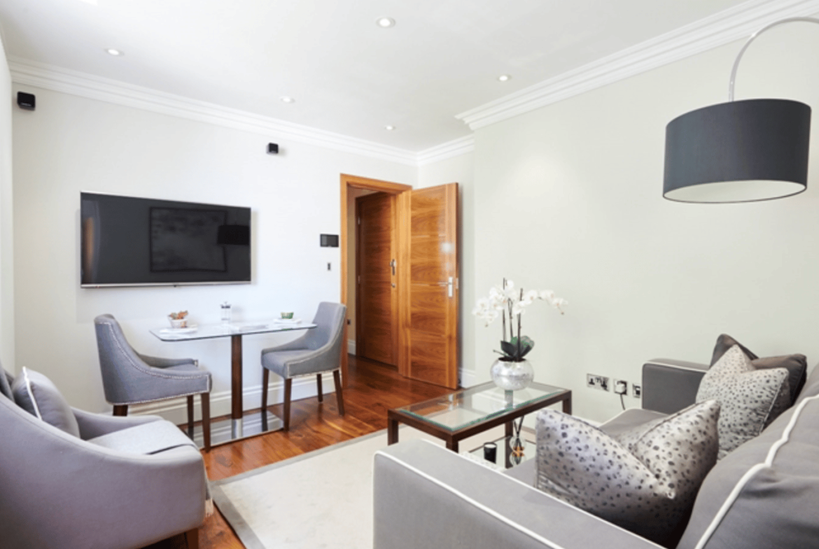 Flat Kensington Gardens Square in City of Westminster
