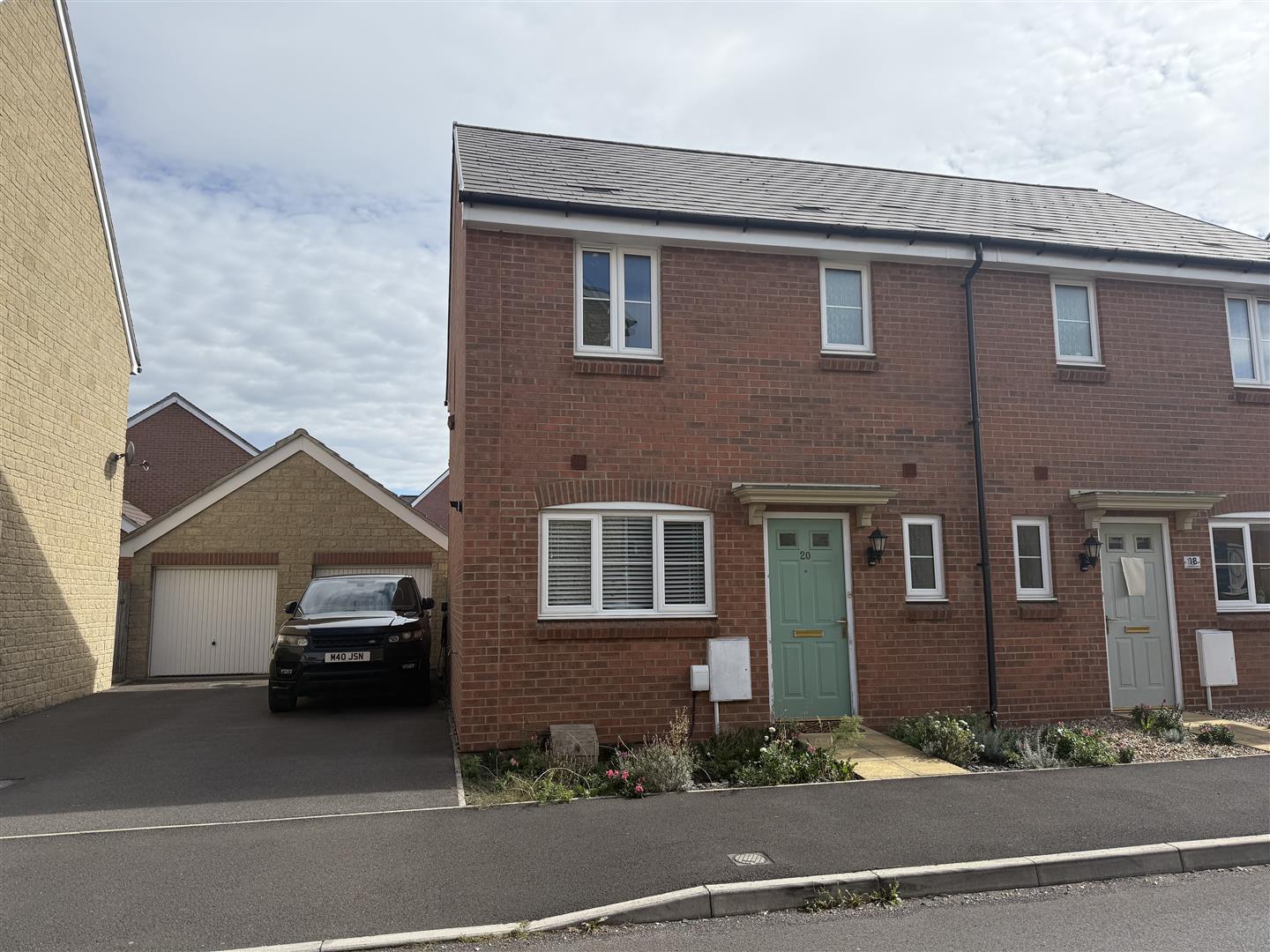 House Lapwing Road in Melksham