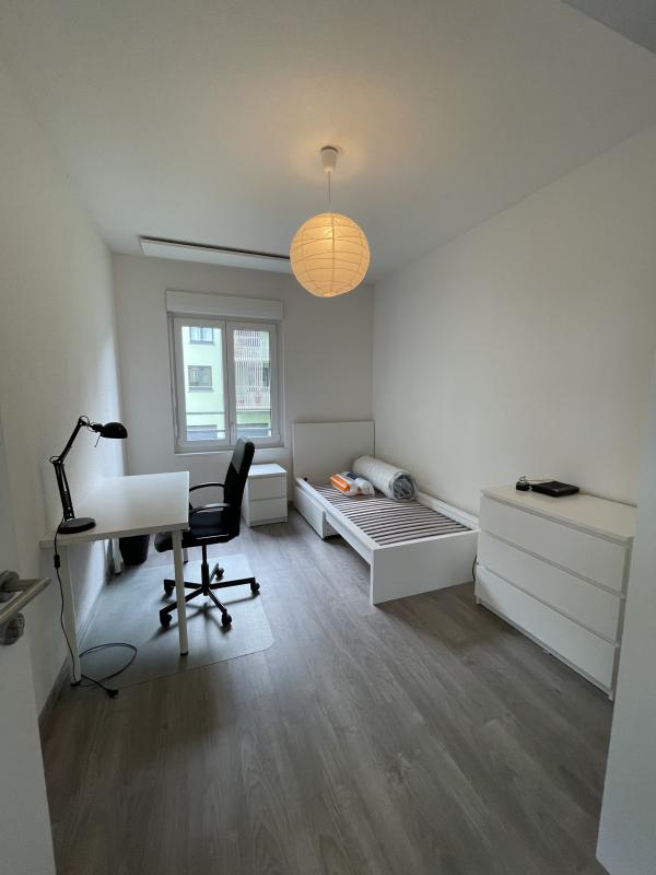 Chambre Rue de Calais à Strasbourg
