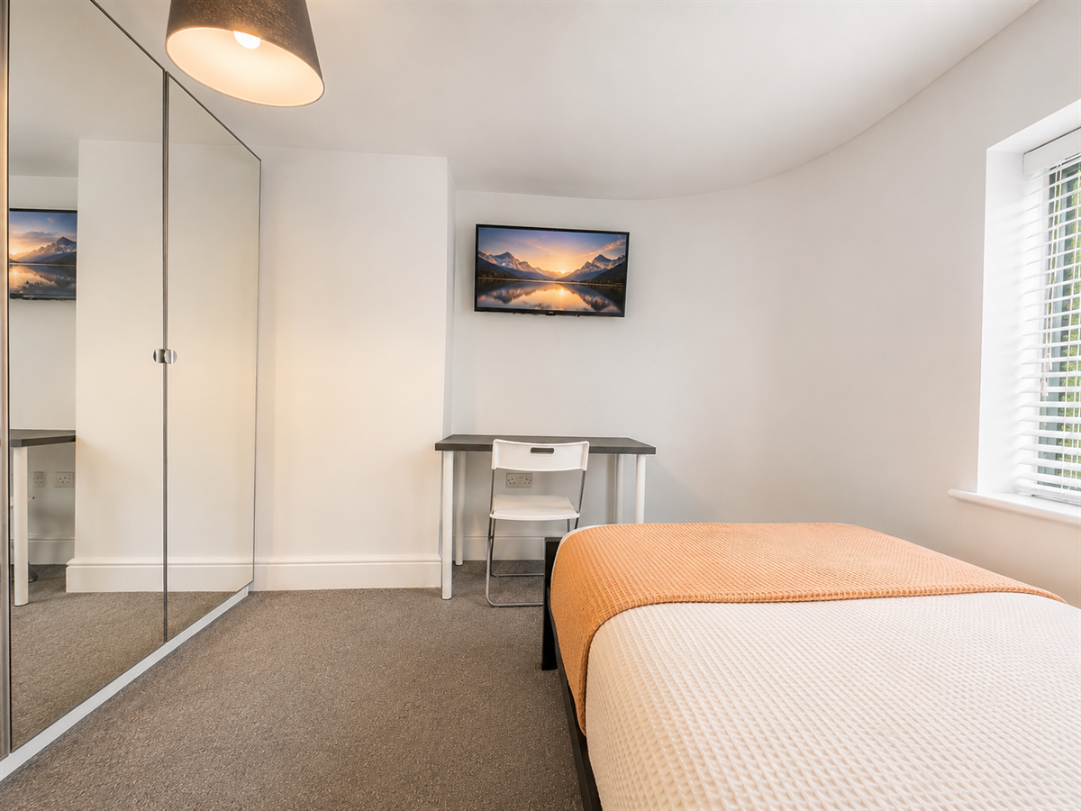 Flat Radcliffe Road in Rushcliffe