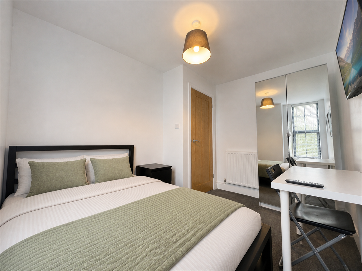 Flat Radcliffe Road in Rushcliffe
