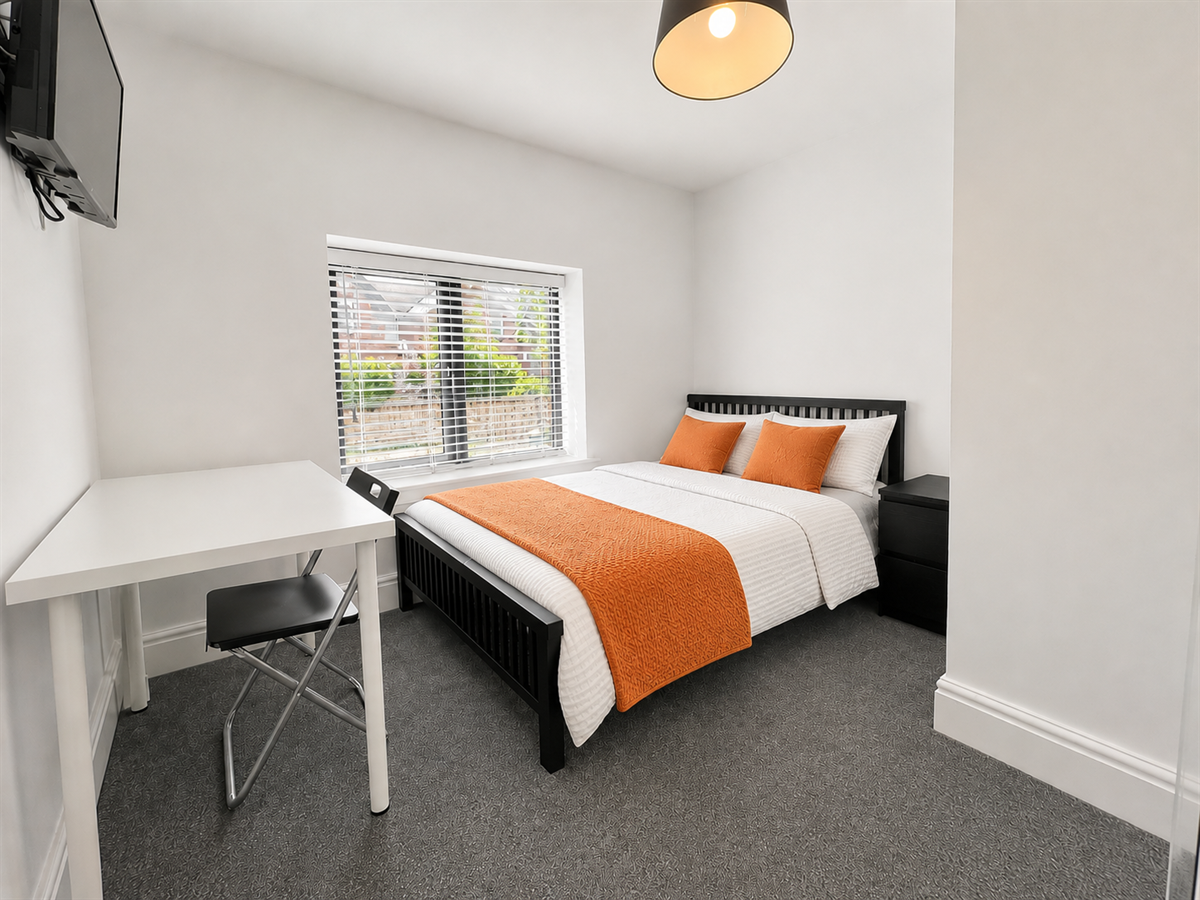 Flat Radcliffe Road in Rushcliffe
