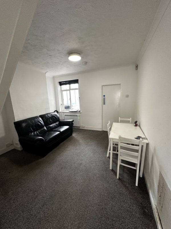 Room Park Street in Tamworth