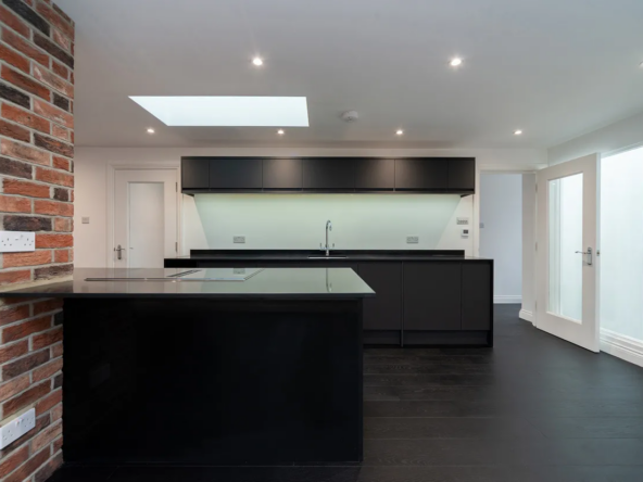Flat Wedderburn Road in Greater London