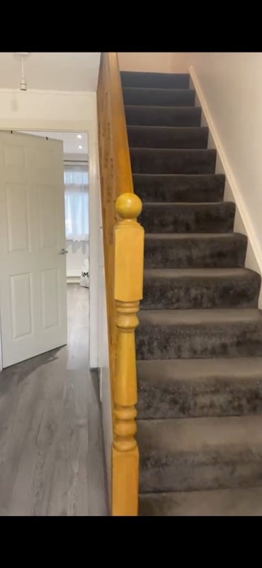 Room Creswick Walk in Greater London