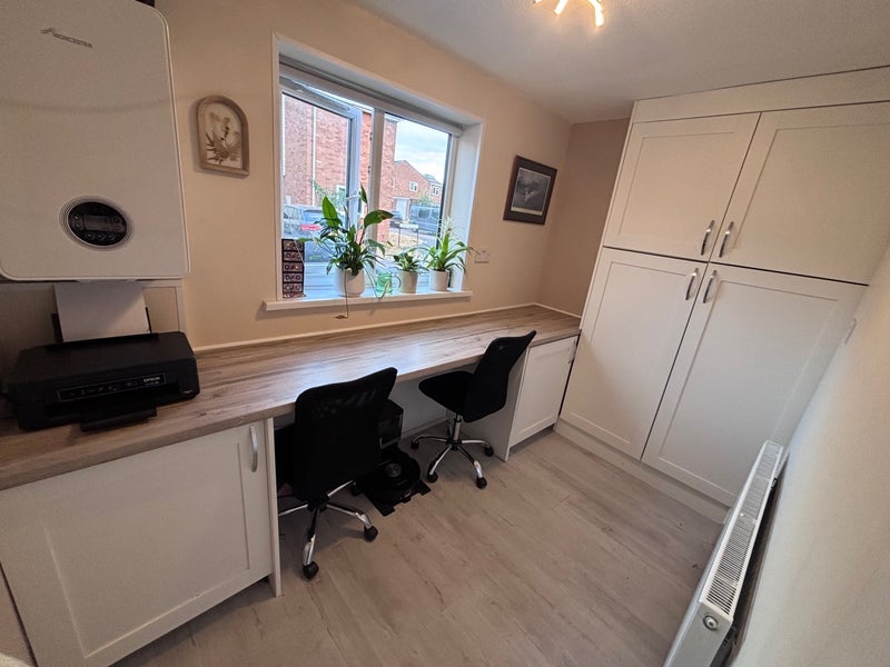 Room Lambourn Crescent in Royal Leamington Spa