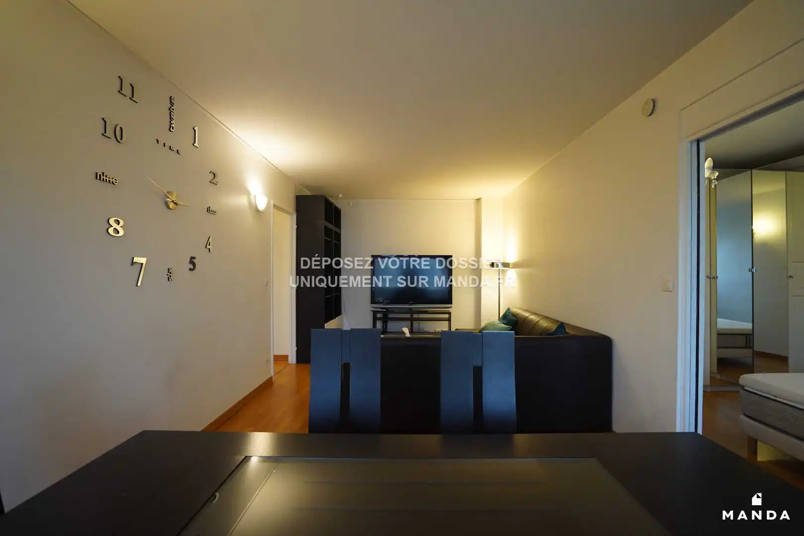 Flat Avenue Gambetta in Courbevoie