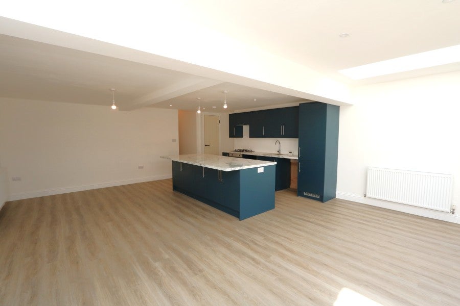 House Bloomfield Road in Greater London