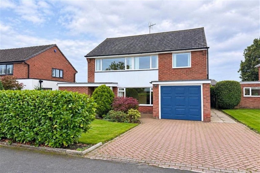 House Glebelands Road in Knutsford