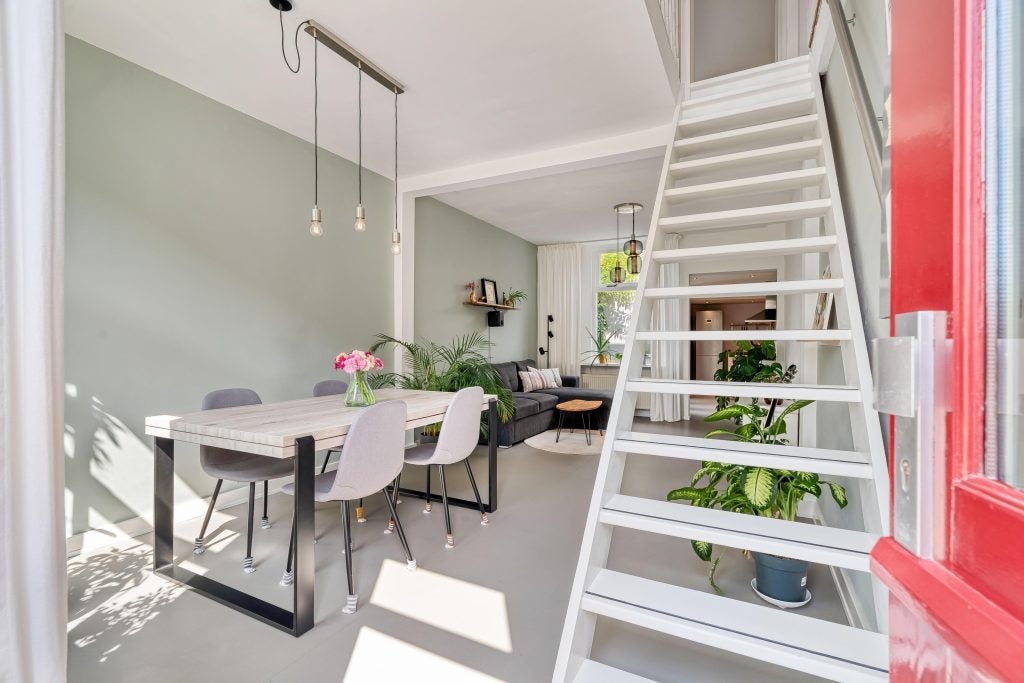 Tussenwoning te koop: Dirklangendwarsstraat 12, Delft