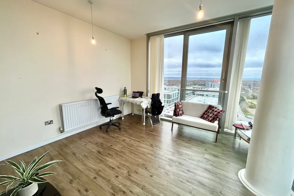 Flat Witan Gate in Milton Keynes