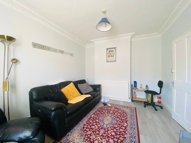Flat Newcombe Road in Southampton