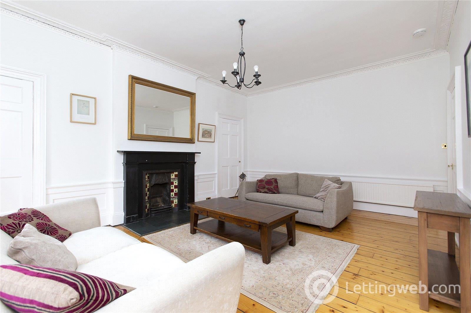 Flat Cumberland Street in Edinburgh