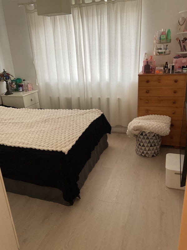 Room Rosethorn Close in Greater London
