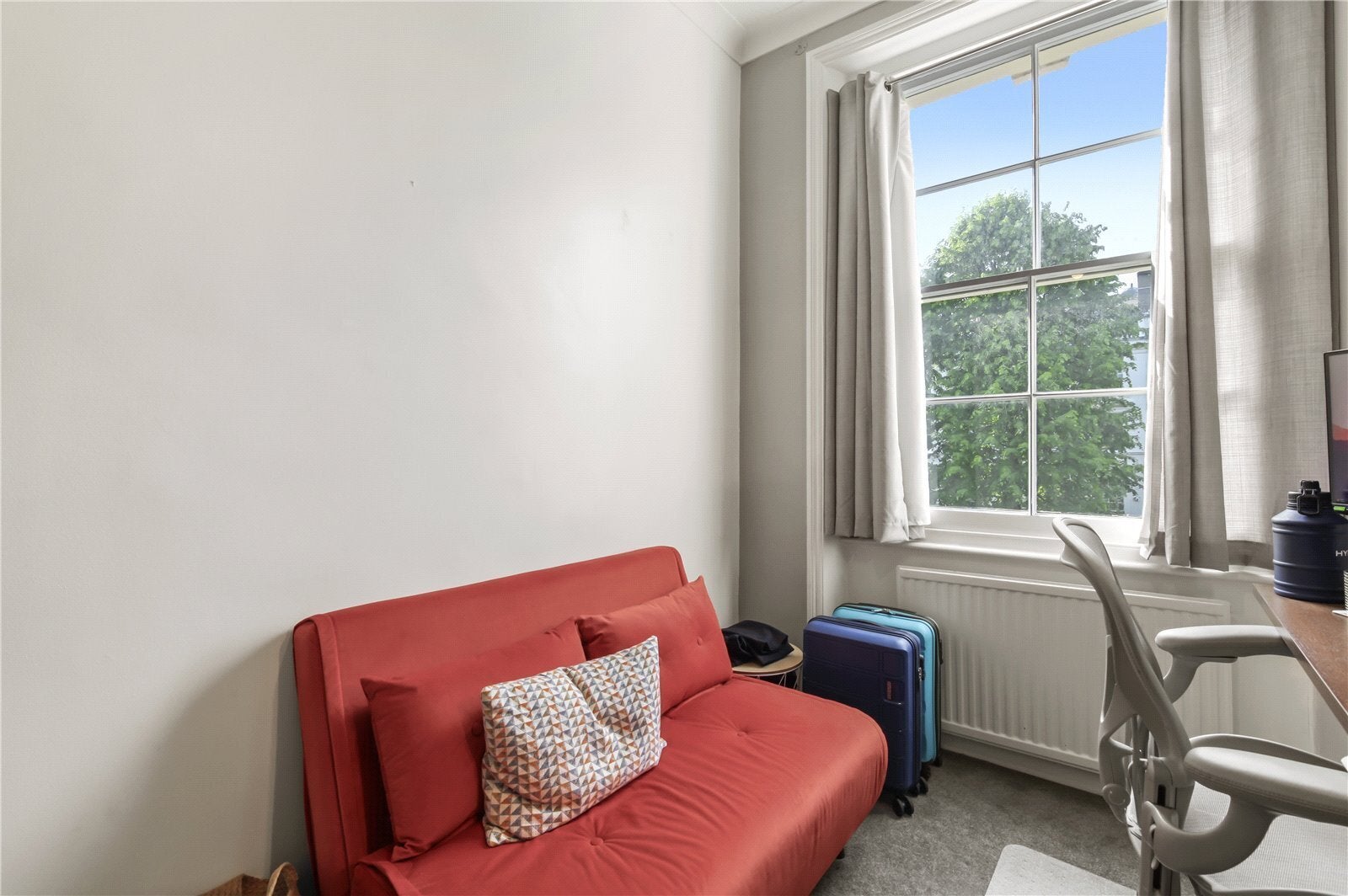 Flat Clifton Gardens in City of Westminster