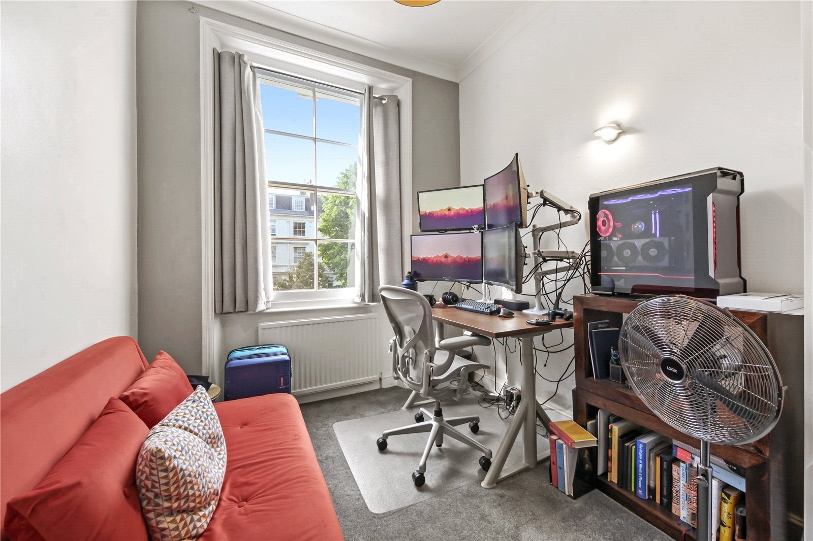 Flat Clifton Gardens in City of Westminster