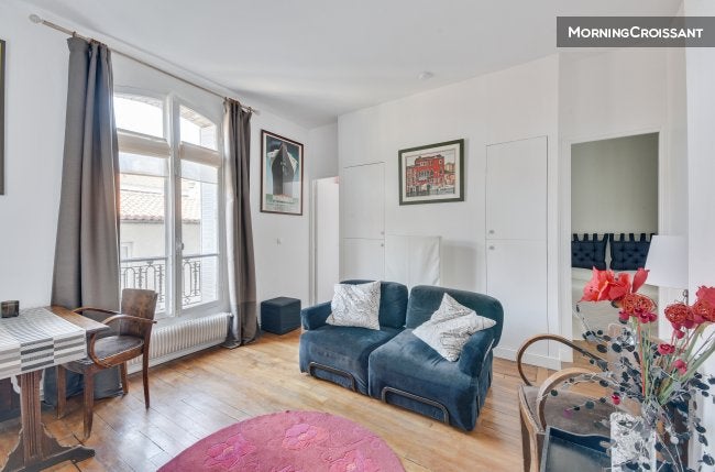 Flat Impasse Calmels in Paris