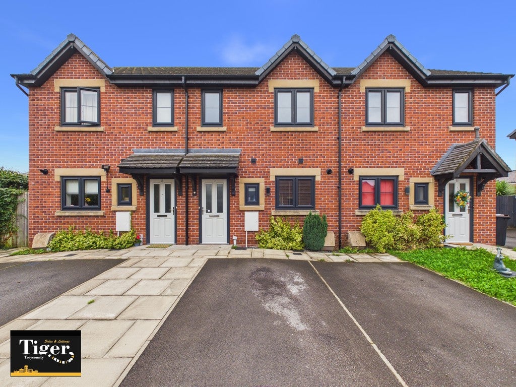 House Highfield Gardens in Common Edge