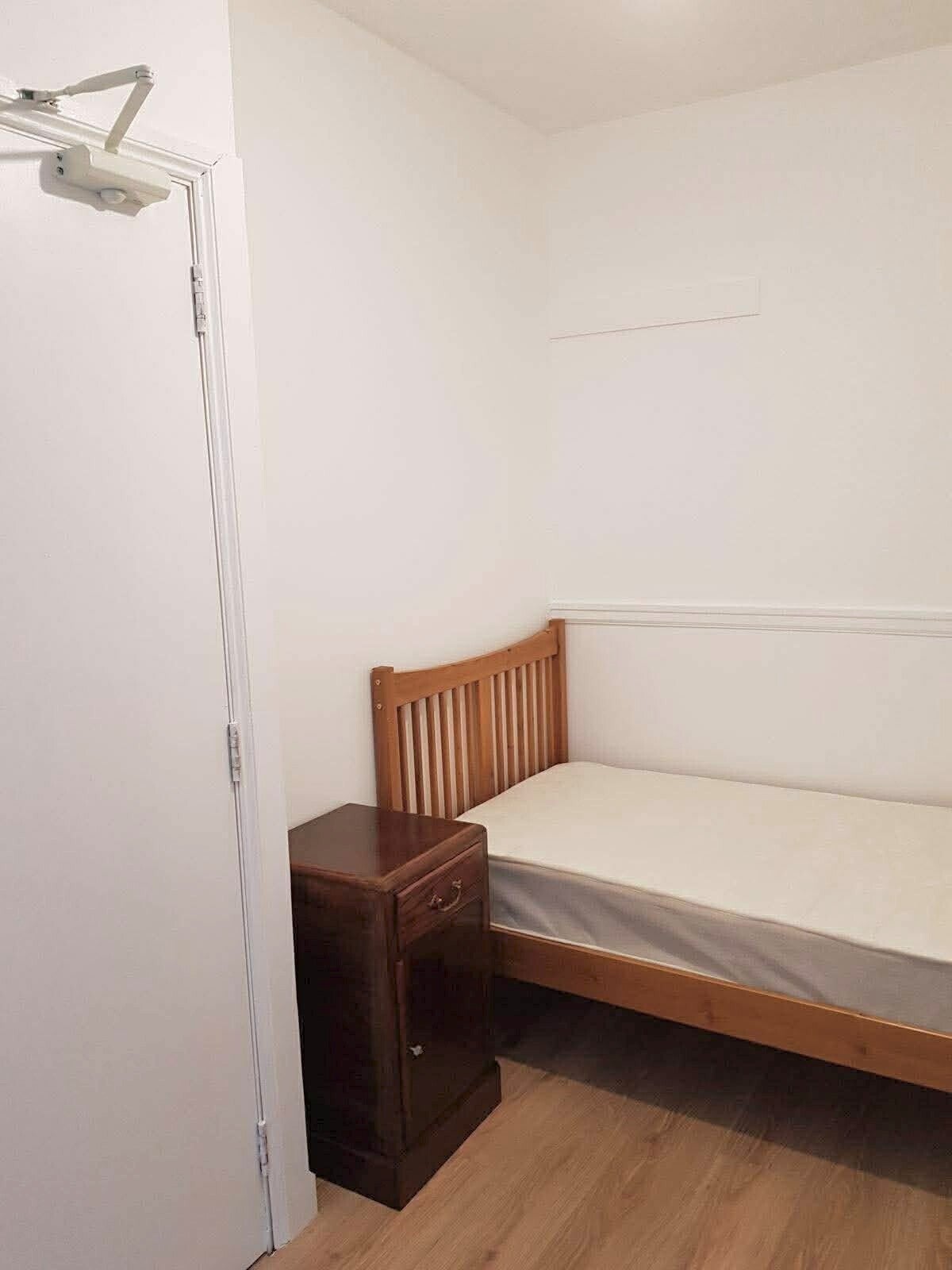 Room Lodge Road in Redditch