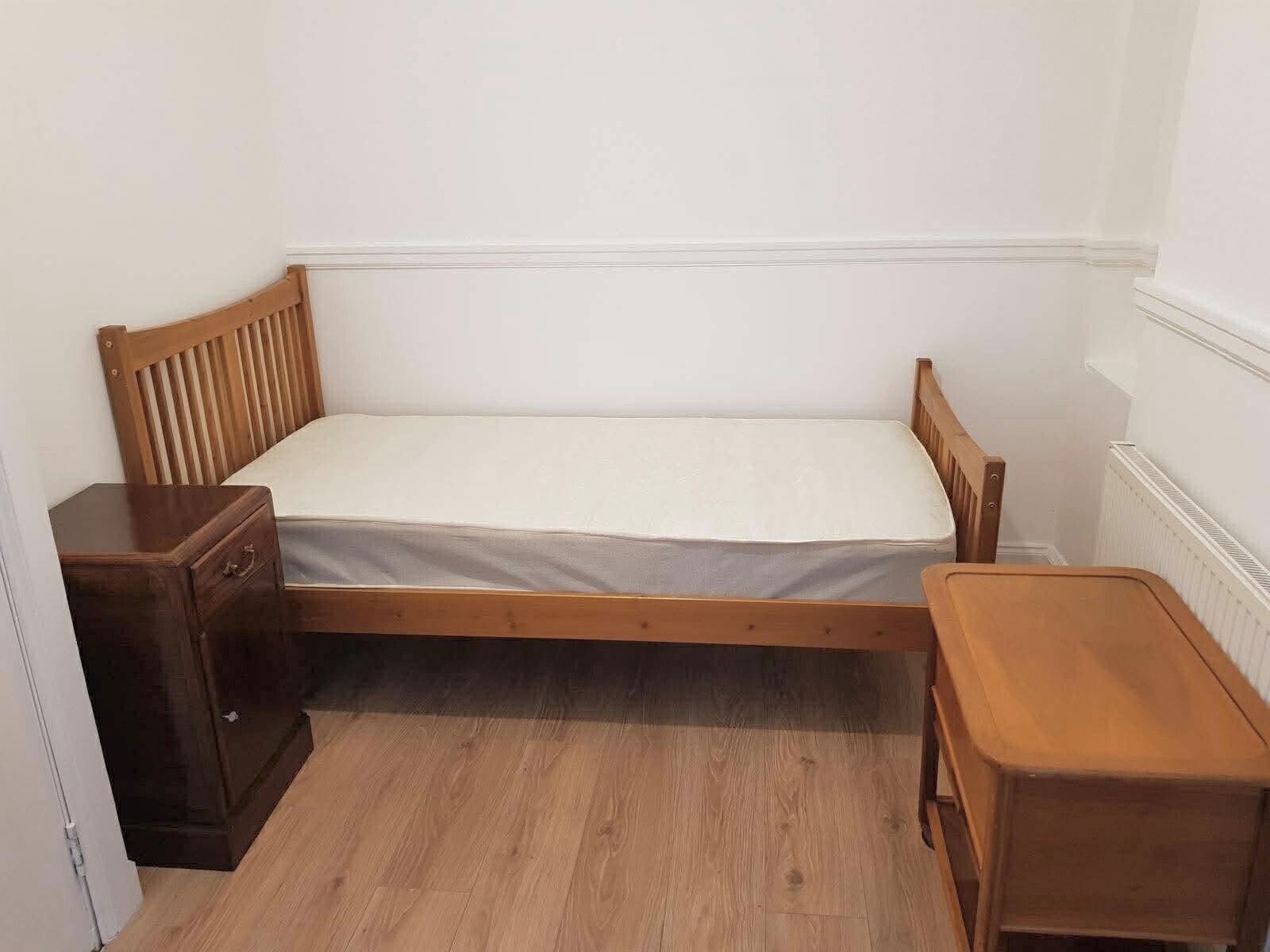 Room Lodge Road in Redditch