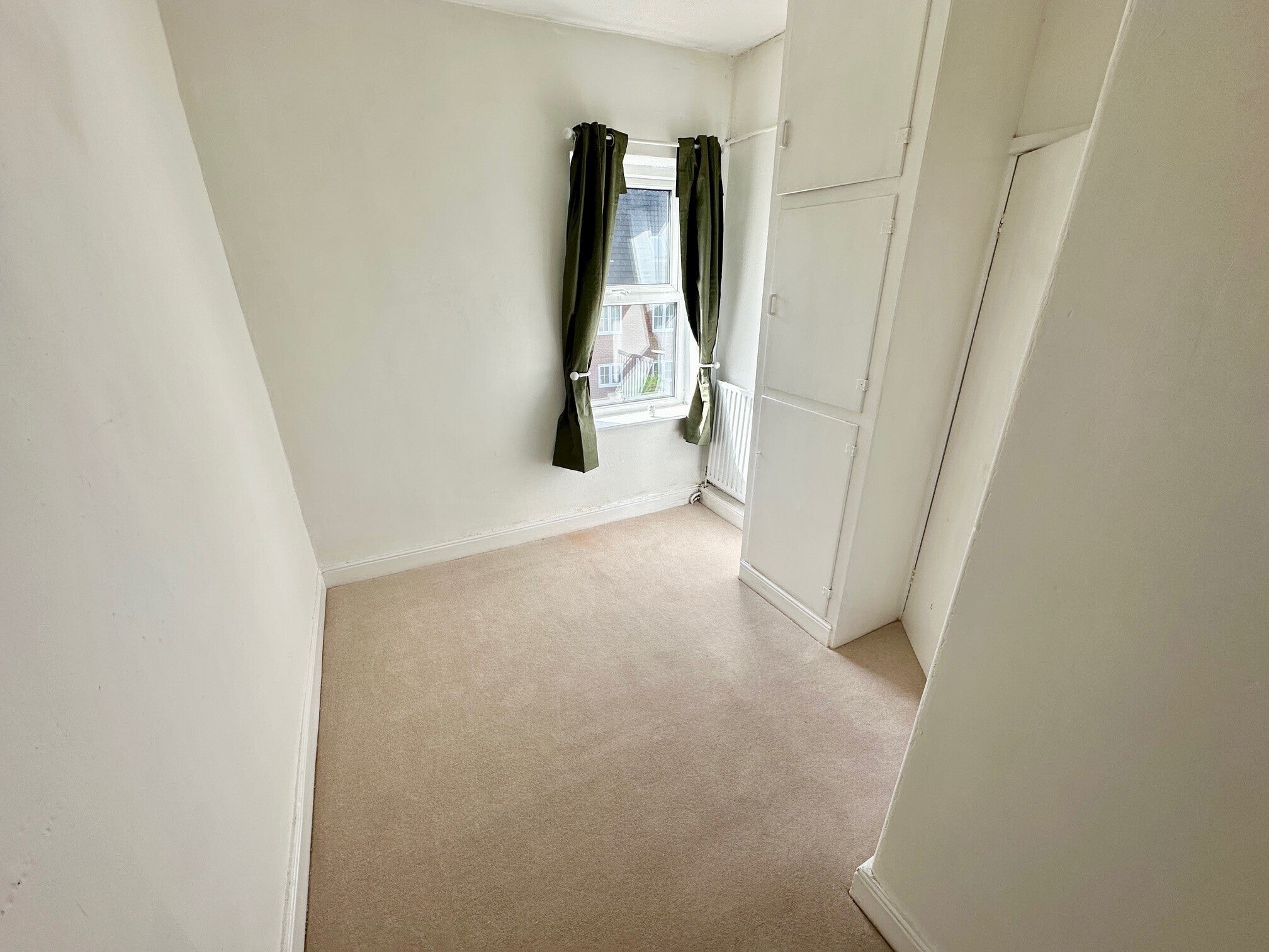 Flat Springstone Avenue in Wakefield