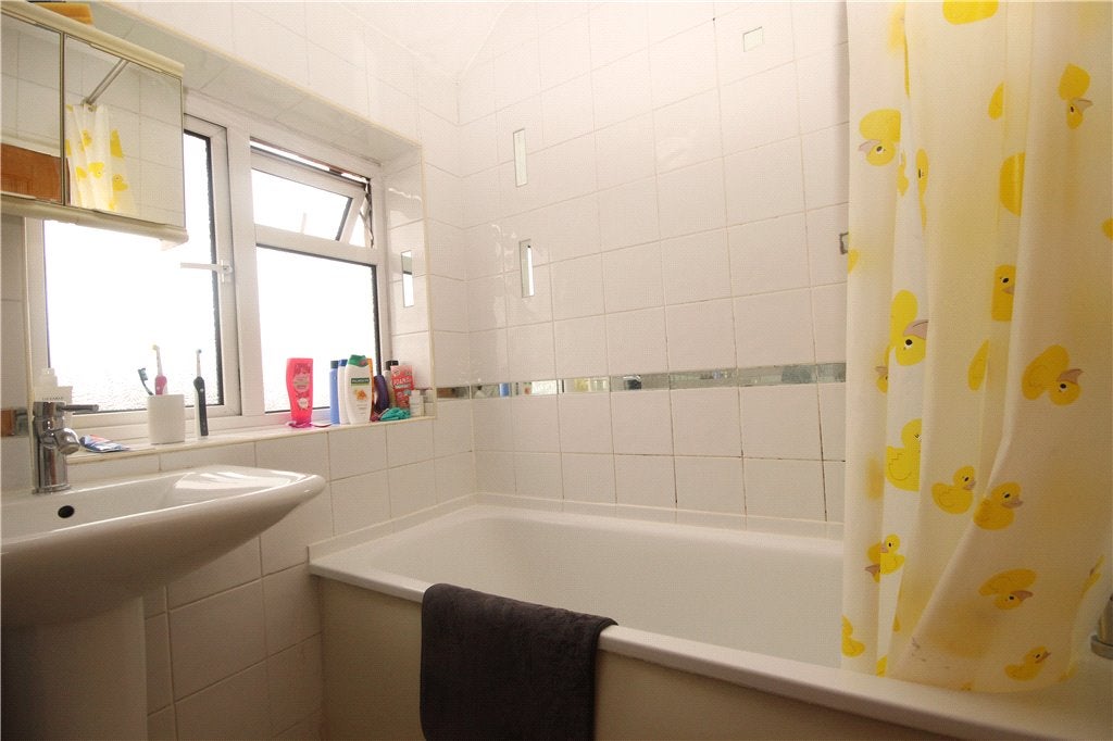 Flat Lime Grove in Guildford