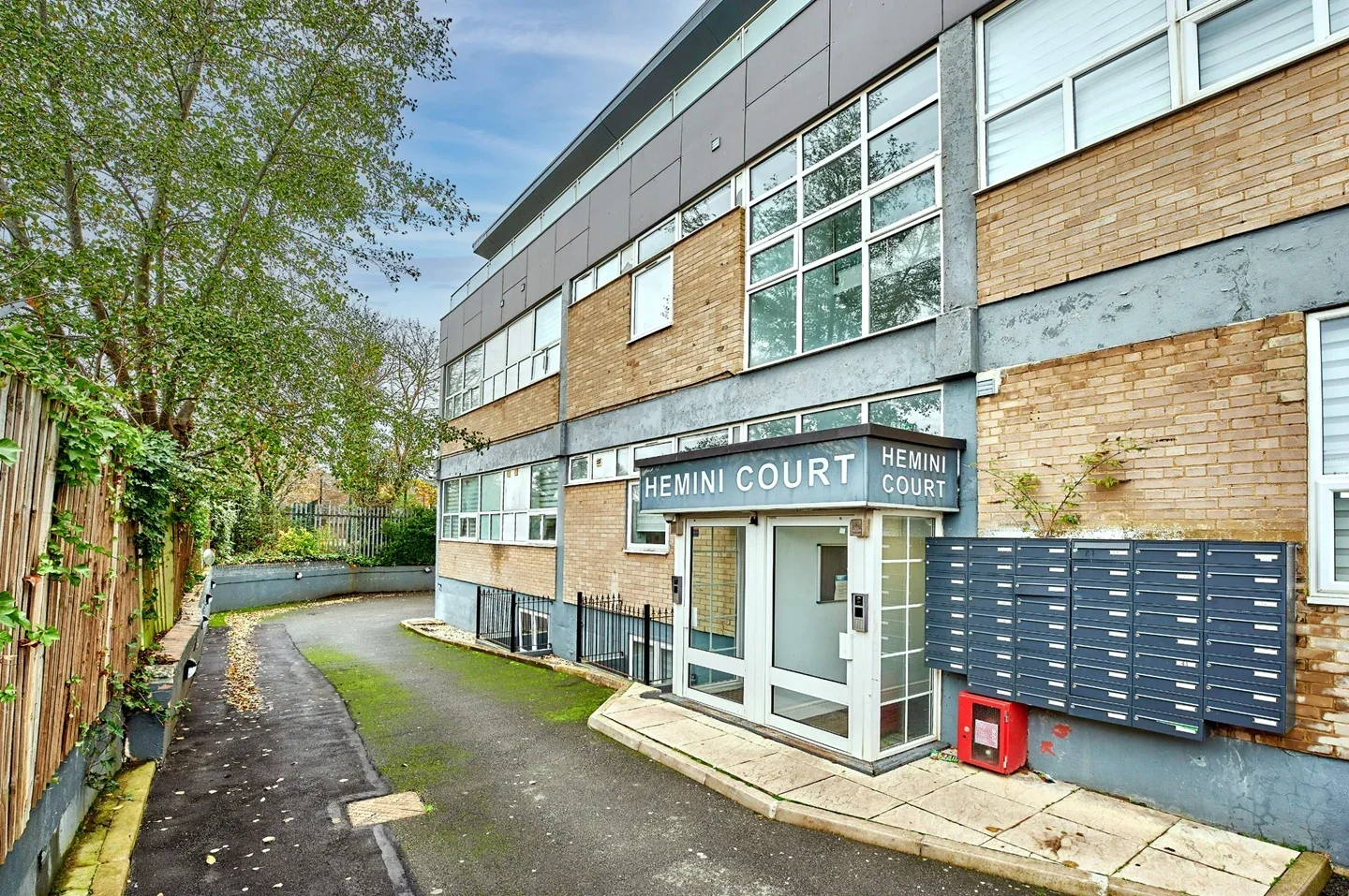 Flat Hackney Close in Hertsmere