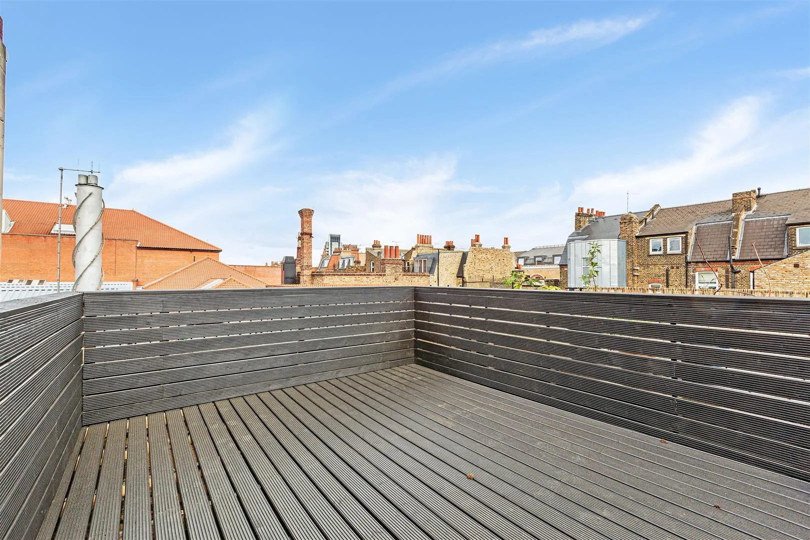Flat Chelverton Road in Greater London