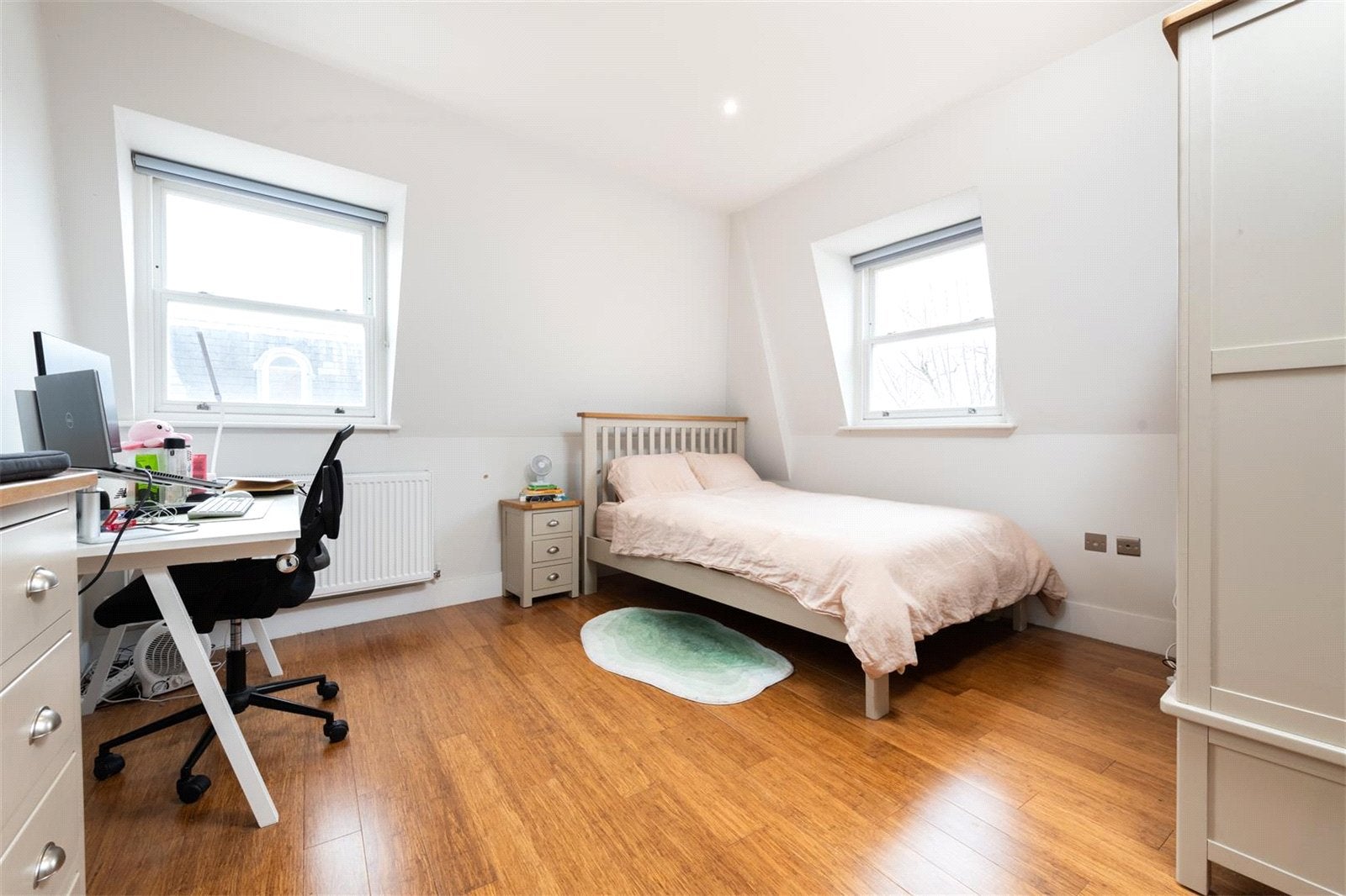 Flat Dalston Lane in Greater London