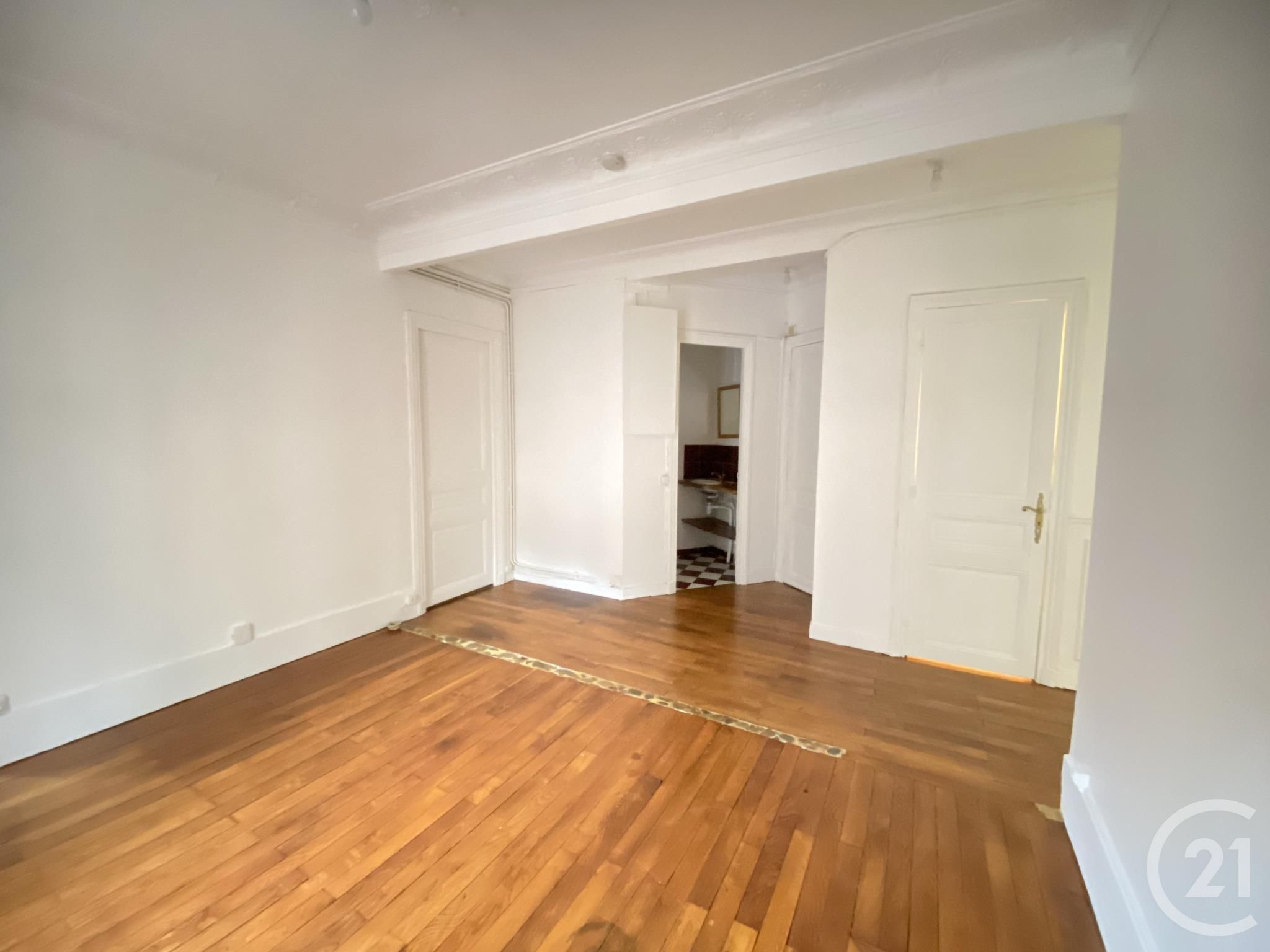 Flat Rue Barrault in Paris