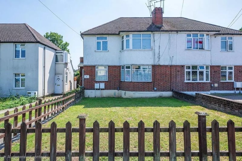 Room Oakdene Road in Greater London