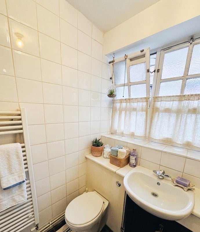 Room Penfold Street in City of Westminster